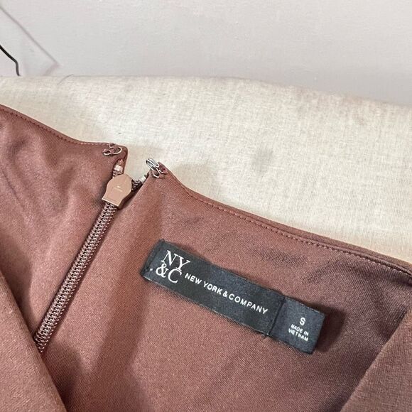 New York & Company Brown Classic 3/4 Sleeve Sheath Dress Size Small - Picture 8 of 11